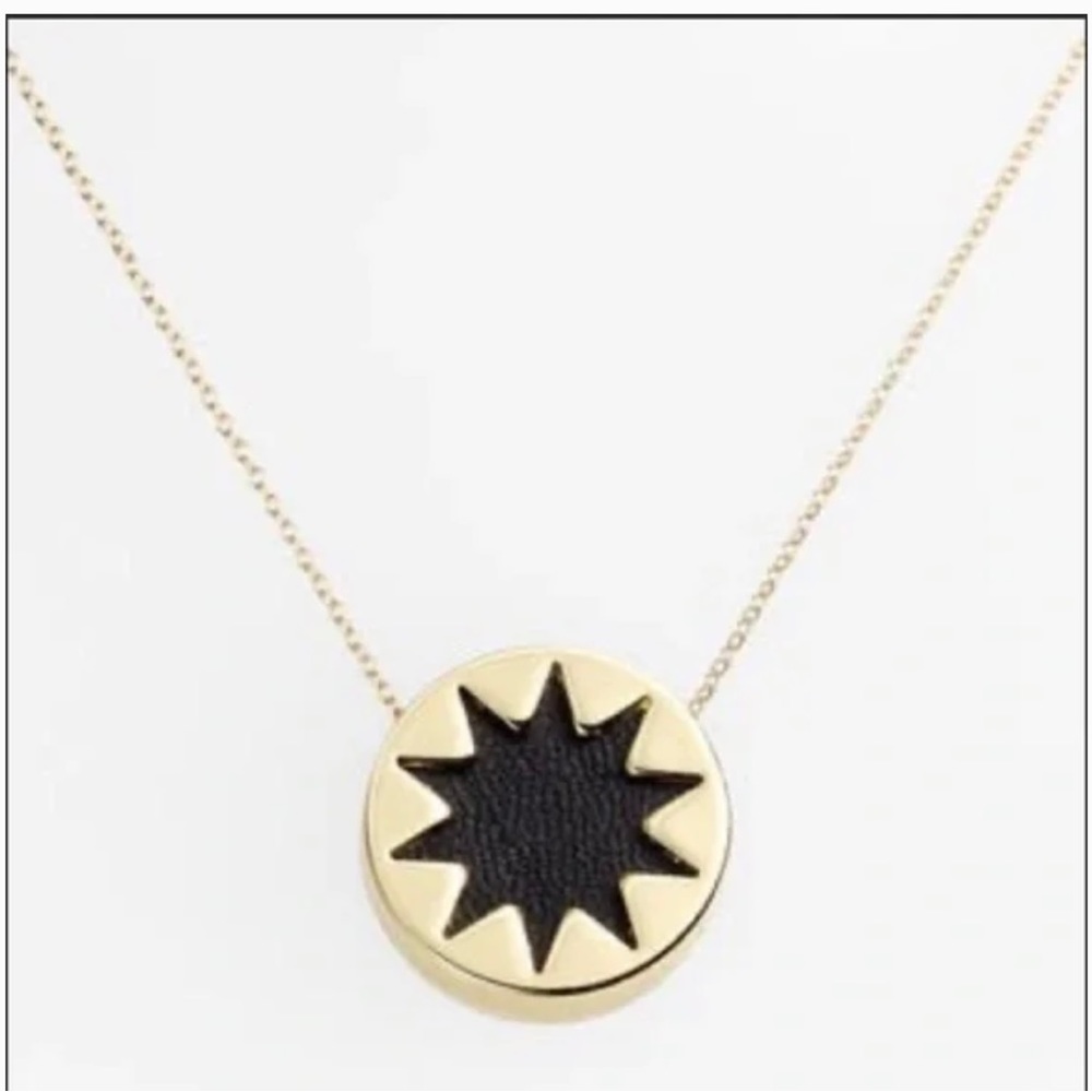 House of Harlow medium size necklace pendant black Leather Starburst